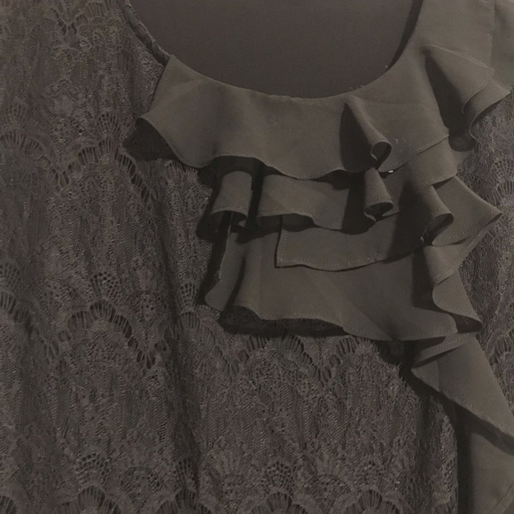 Lace and Ruffle Top - Picture 2 of 5